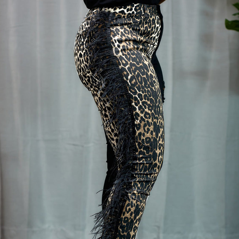 Colorblock Leopard Print Feather Design Pants