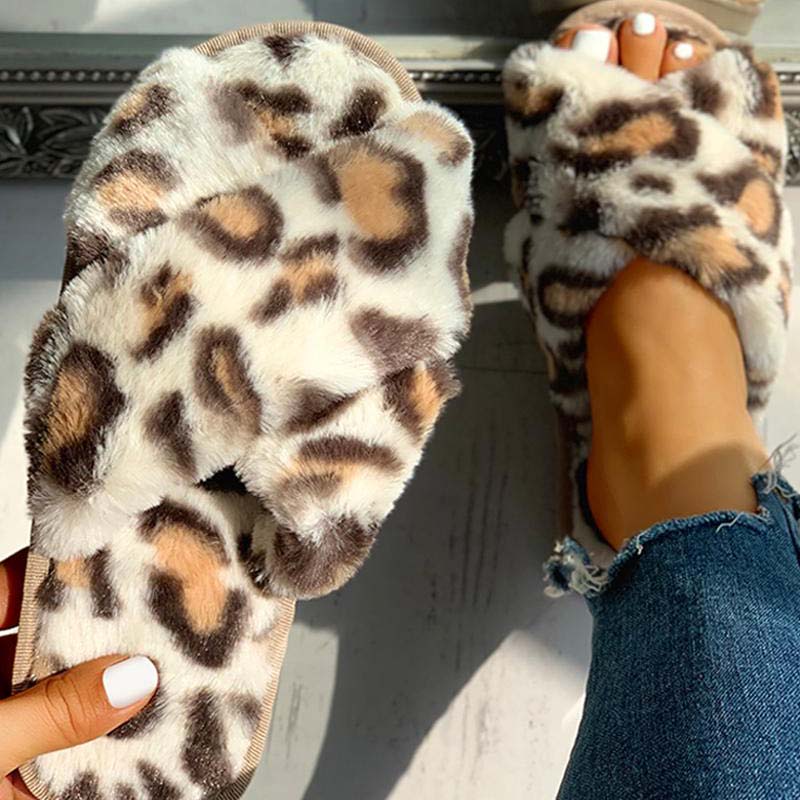 Fluffy Leopard Crisscross Flat Slippers - Cherrybetty