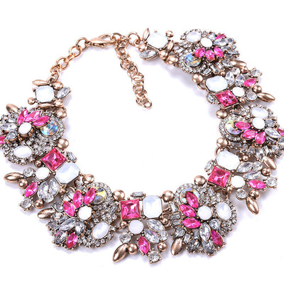 Rhinestone Studded Sparkly Necklace