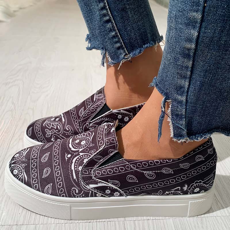 Fashionable Roman Style Pattern Flat Sneakers - Cherrybetty