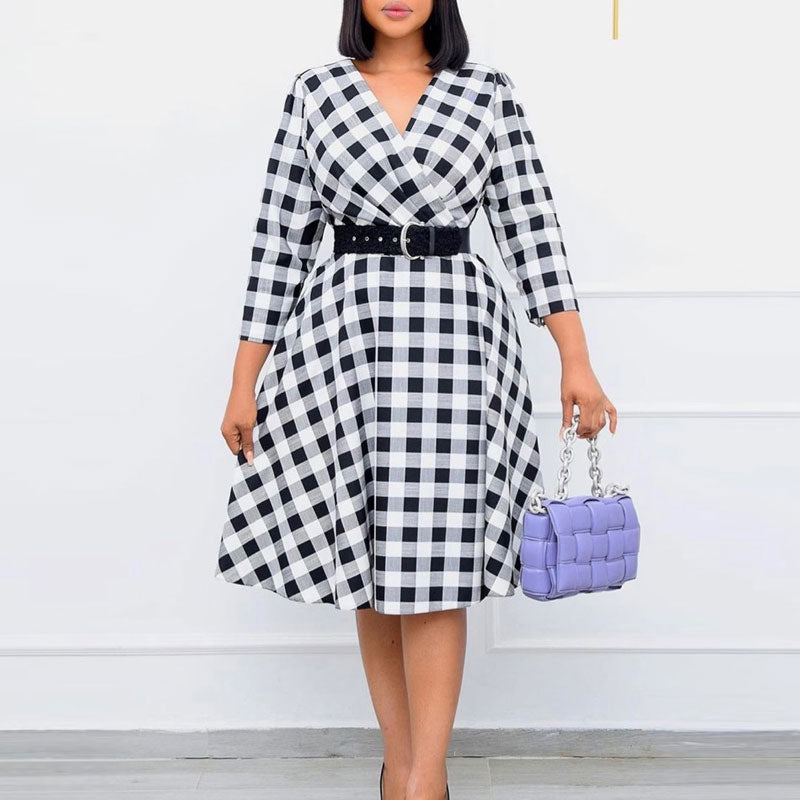 Plaid Pattern V-Neck Long Sleeve Big Swing Midi Dress