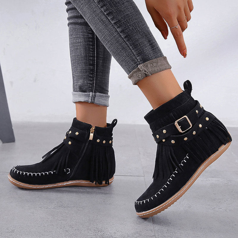 Solid Tassel Design Buckle Decoration Booties