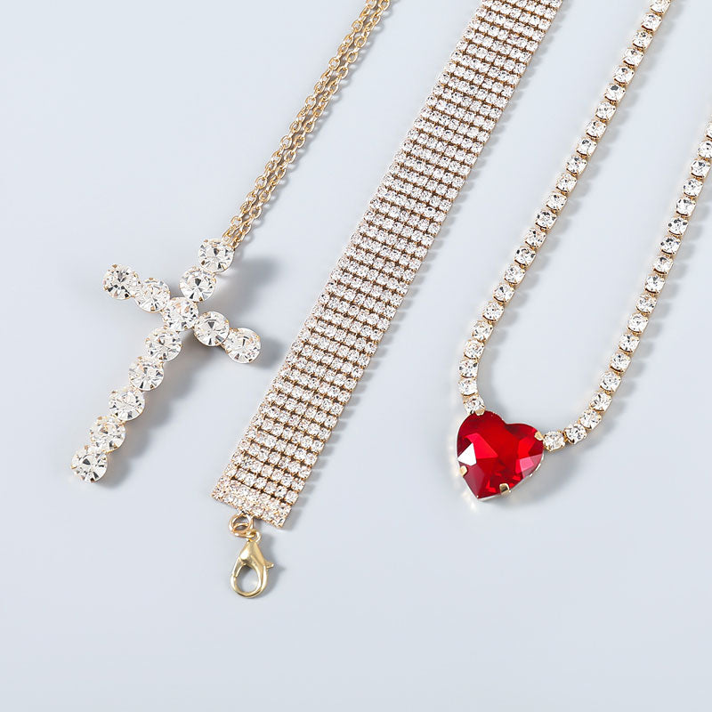 Studded Heart Pattern 3PCS Necklace Set