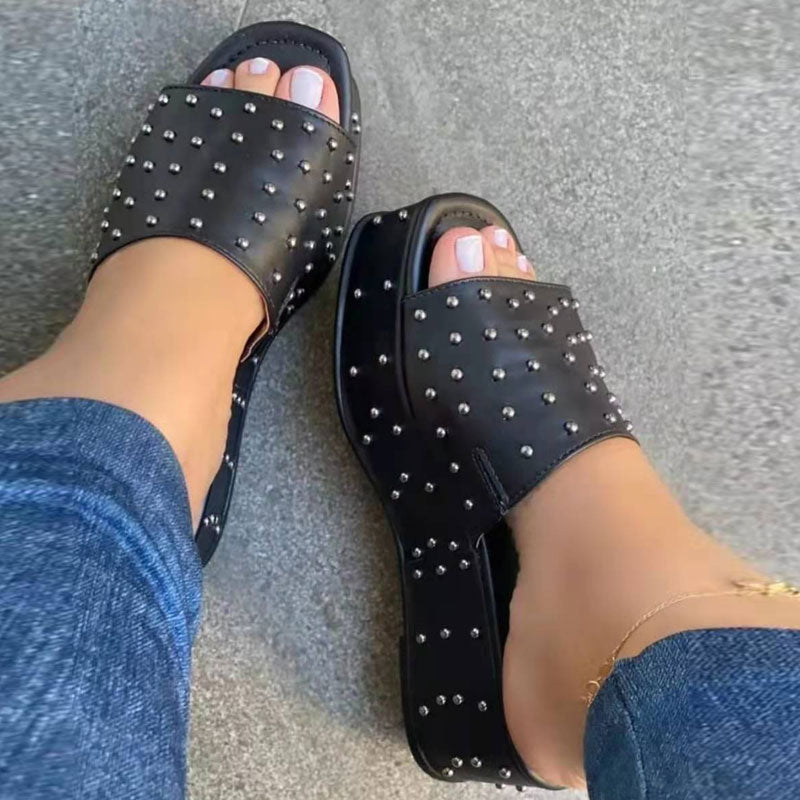 Rivet Decoration Platform Sandals