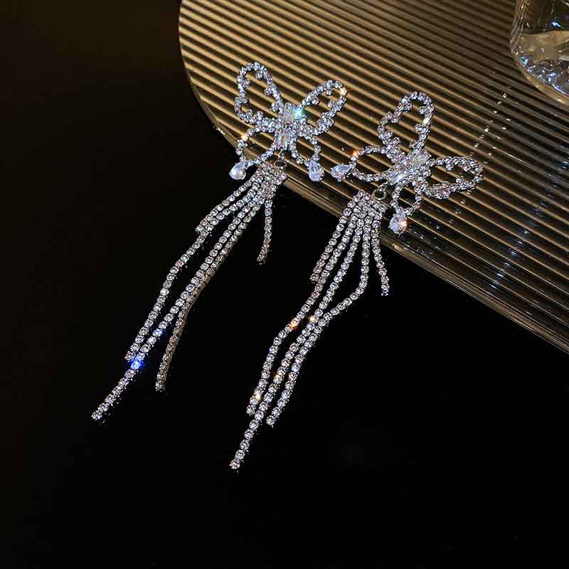 Rhinestone Butterfly Shaped Tassel Design Earrings