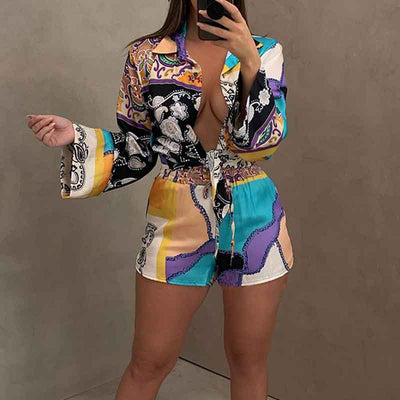 Print Flared Sleeve Tied Blouse & Shorts Set