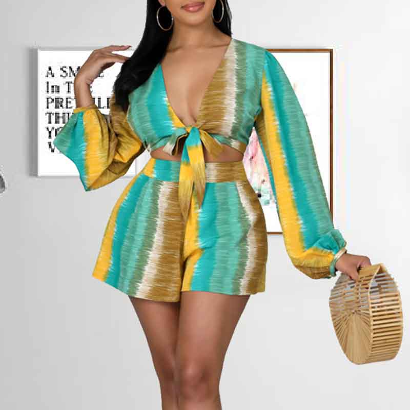 Print V-Neck Long Sleeve Tied Top & Shorts Set