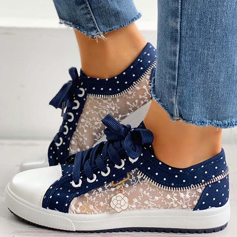 Fashion Pendant Lace Pattern Flat Sneakers - Cherrybetty