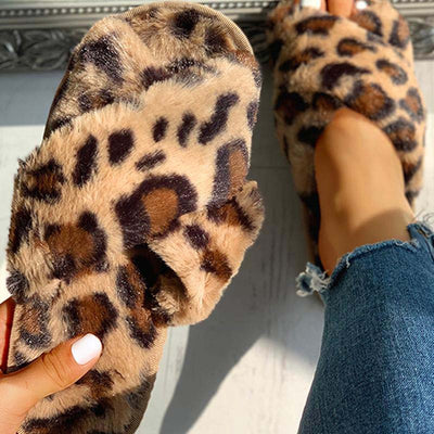 Fluffy Leopard Crisscross Flat Slippers - Cherrybetty